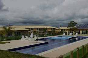 APT Completo - Ar-condicionado, Wi-FI, piscina, garagem, portaria - aconchegante